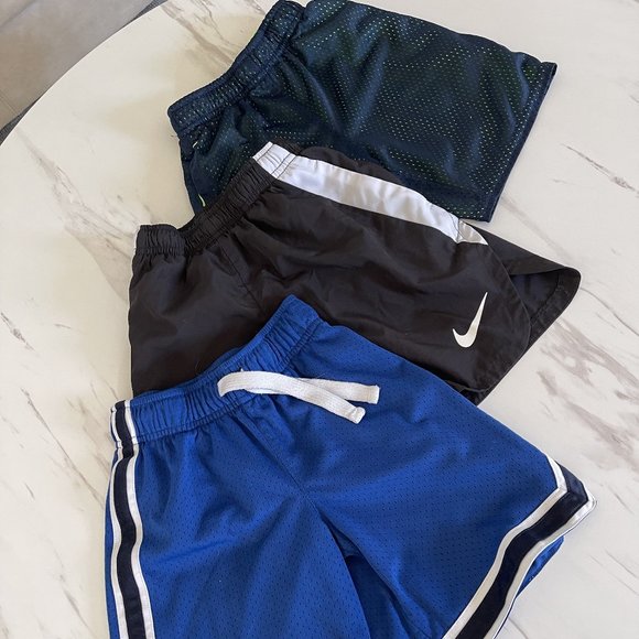 Kids running shorts - Picture 1 of 4